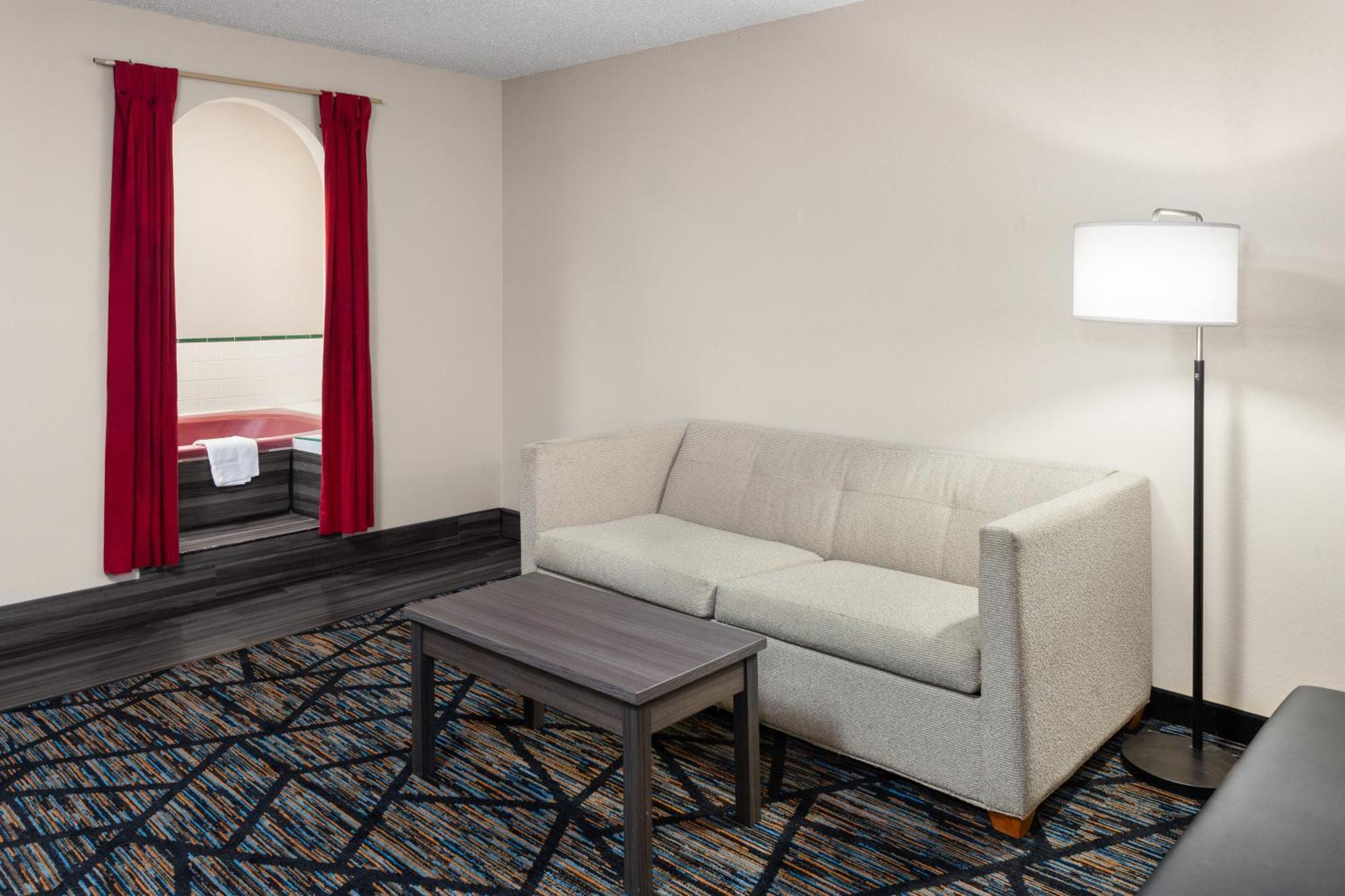 Mount Vernon Super 8 By Wyndham Mt. Vernon מראה חיצוני תמונה